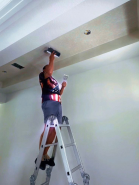 Plastering a Ceiling